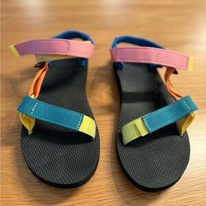 Teva Sandals 🩷💙💚🧡💛